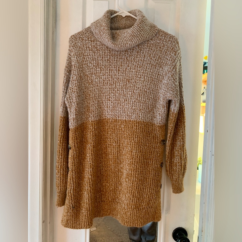 Maternity sweater